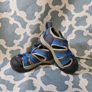 Keen Venice H2 Hiking Sandals Waterproof Kids Toddler Size 4, navy